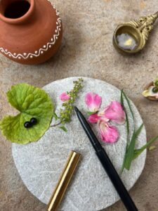 Ayurvedic Bhringaraj Lotus Kajal (Stick)